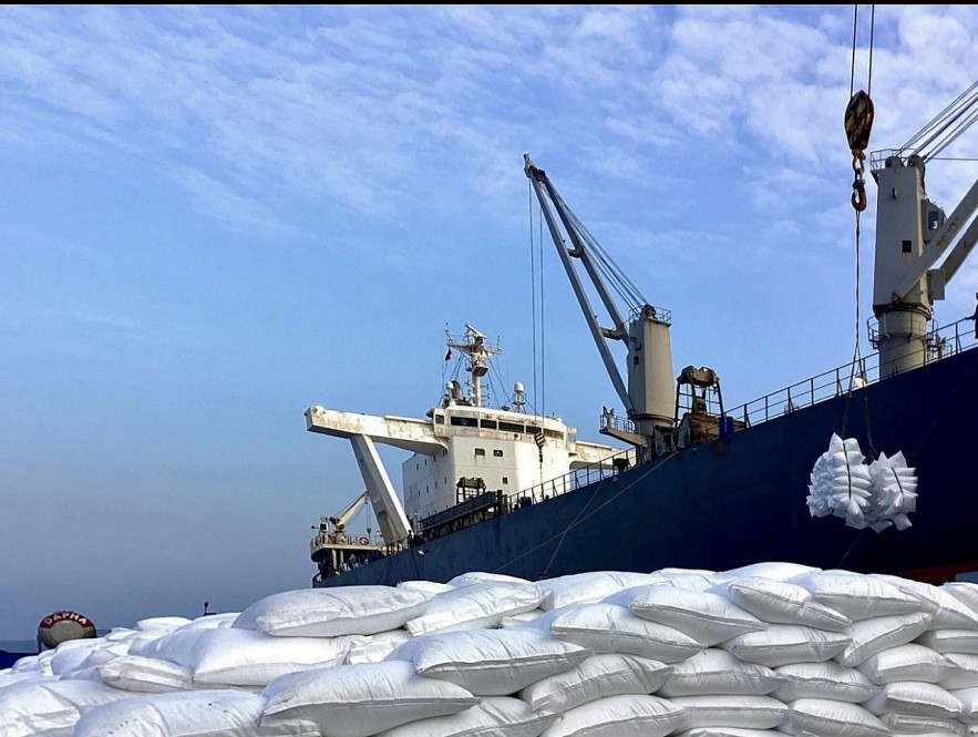 Phân bón Cà Mau khai xuân xuất khẩu 100.000 tấn urê thời điểm trong nước thấp vụ