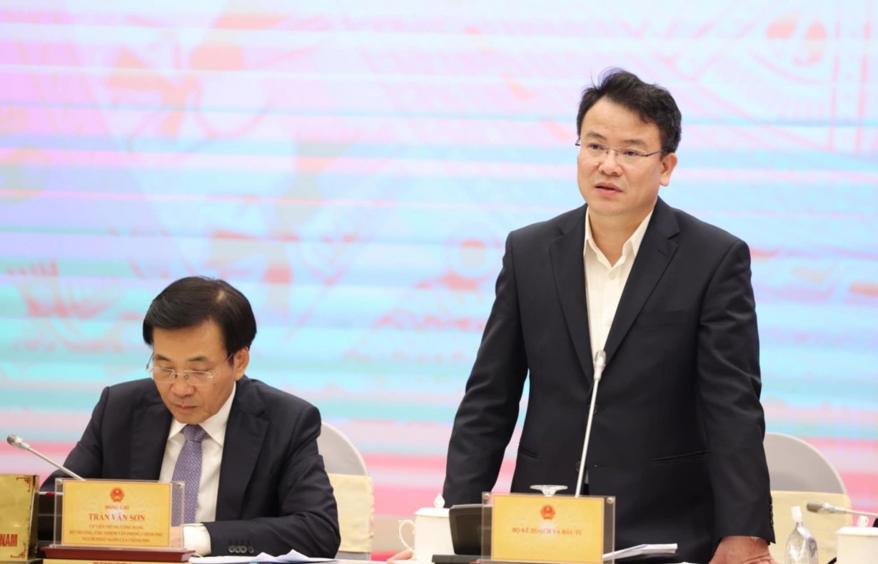 Mỗi cá nhân, đơn vị phải tăng năng suất gấp đôi để đạt tăng trưởng 8% trở lên