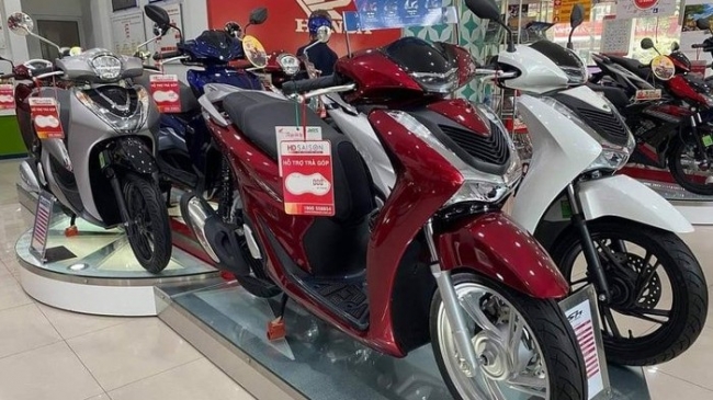 Giá xe Honda SH tháng 2/2025 giảm chưa từng có