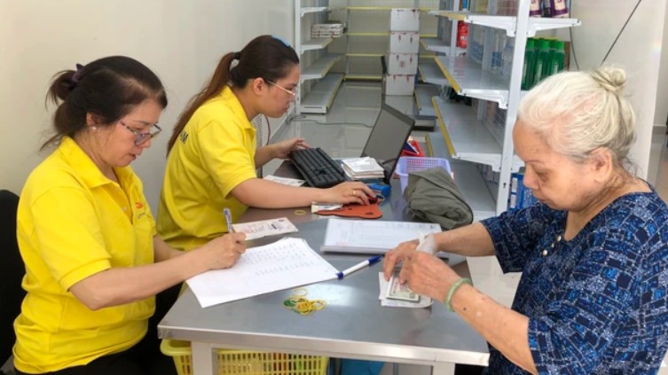 Chi trả lương hưu, trợ cấp không bị ảnh hưởng khi thực hiện chính quyền địa phương 2 cấp