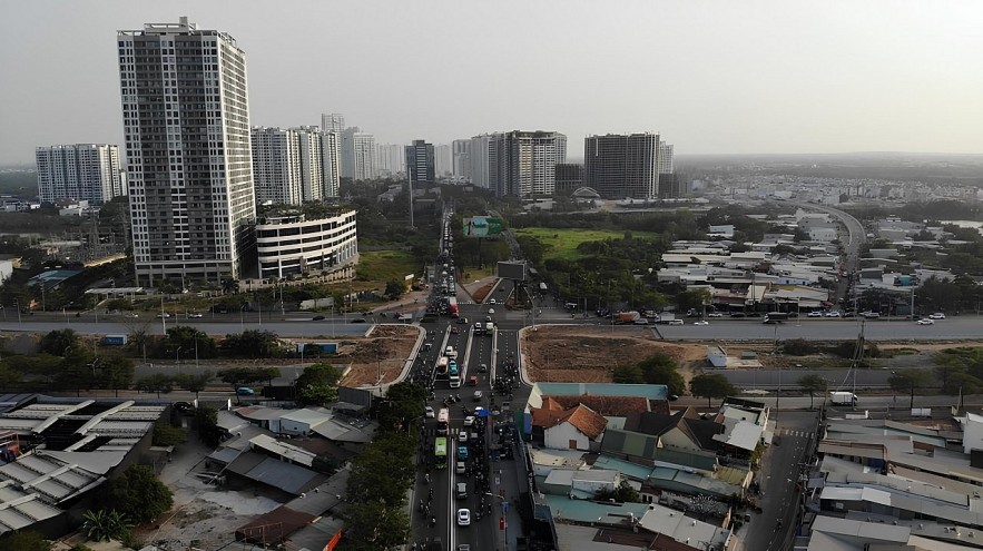 TP. Hồ Chí Minh: Hầm chui Nguyễn Văn Linh giúp giảm tình trạng kẹt xe, ùn tắc