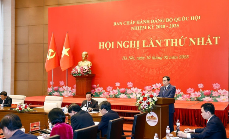 Chủ tịch Quốc hội chủ trì Hội nghị lần thứ nhất Ban Chấp hành Đảng bộ Quốc hội Chủ tịch Quốc hội chủ trì Hội nghị lần thứ nhất Ban Chấp hành Đảng bộ Quốc hội