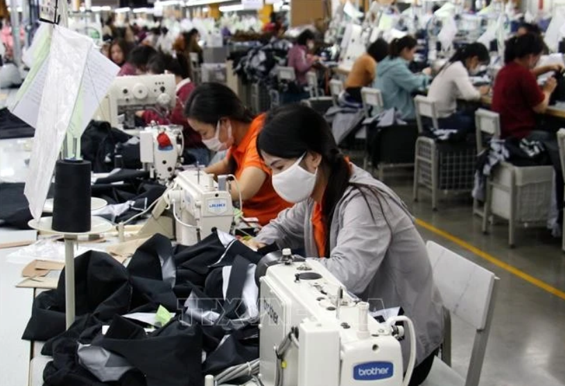 Vietnam sets sight on 8% economic growth with drastic steps