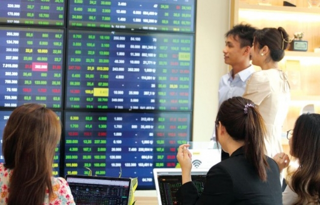 Cổ phiếu tiềm năng nào bứt phá trong xu hướng thị trường năm 2025?