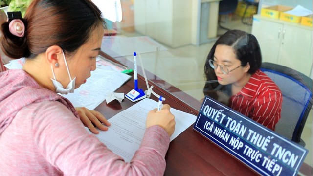 Trực tiếp quyết toán thuế thu nhập cá nhân, nộp hồ sơ ở đâu?