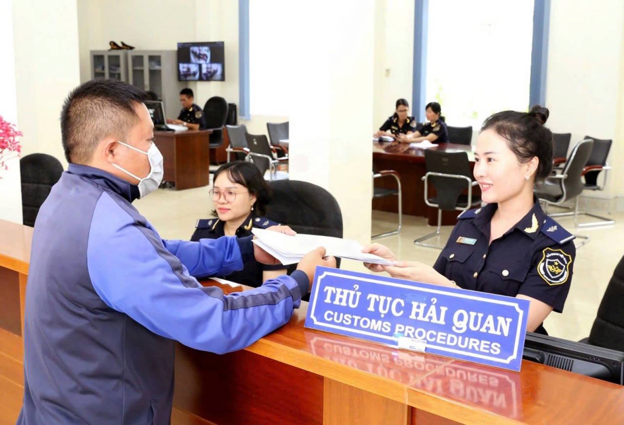 Khánh Hoà: Tổng kim ngạch xuất khẩu đầu năm giảm và nhập khẩu tăng