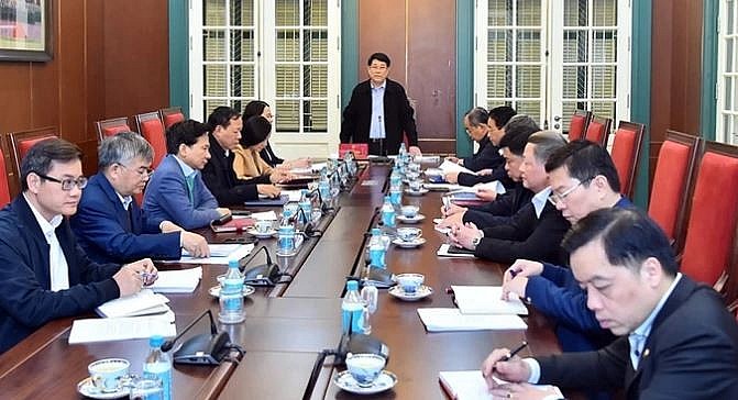 Thủ tướng: Các ngân hàng cần hy sinh một phần lợi nhuận để giảm lãi suất cho vay, hỗ trợ nền kinh tế, người dân, doanh nghiệp