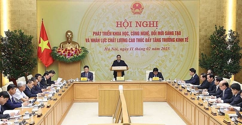 Thủ tướng chủ trì Hội nghị về phát triển khoa học công nghệ thúc đẩy tăng trưởng kinh tế