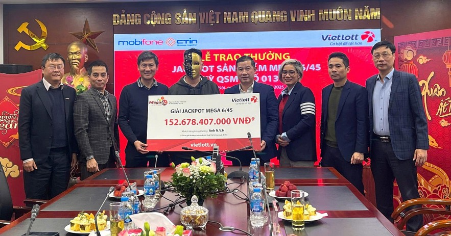 Người đàn ông trúng Jacjpot 152 tỷ đồng ngày mùng 5 Tết đến từ TP. Hồ Chí Minh Người đàn ông trúng Jacjpot 152 tỷ đồng ngày mùng 5 Tết đến từ TP. Hồ Chí Minh