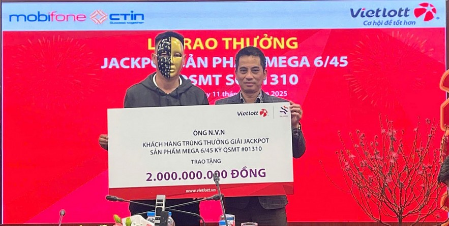 Người đàn ông trúng Jacjpot 152 tỷ đồng ngày mùng 5 Tết đến từ TP. Hồ Chí Minh Người đàn ông trúng Jacjpot 152 tỷ đồng ngày mùng 5 Tết đến từ TP. Hồ Chí Minh