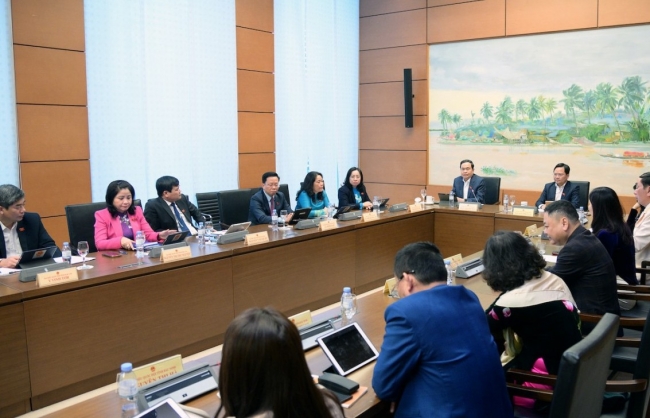 Phân cấp rạch ròi, đổi mới quy trình làm luật đáp ứng yêu cầu phát triển