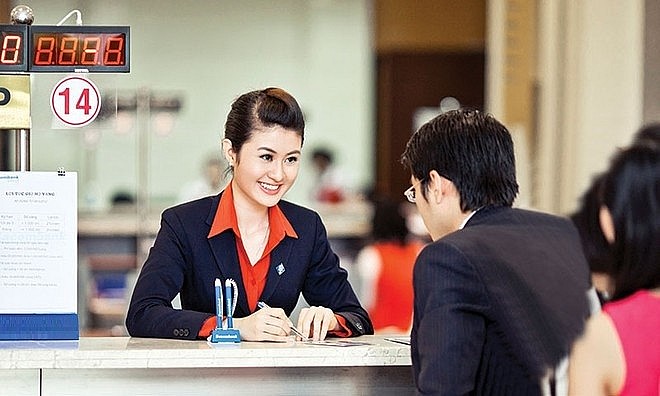 Nhìn lại biến động nhân sự cùng thu nhập bình quân nhân viên ngân hàng Nhìn lại biến động nhân sự cùng thu nhập bình quân nhân viên ngân hàng