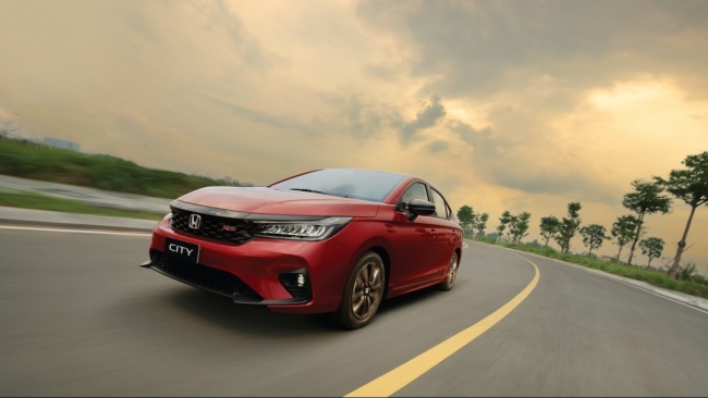 Giá lăn bánh Honda City tháng 2/2025 đang rẻ kỷ lục