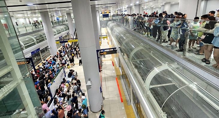 Từ ngày 14/2, người dân được thanh toán bằng thẻ nội địa trên tuyến Metro Từ ngày 14/2, người dân được thanh toán bằng thẻ nội địa trên tuyến Metro