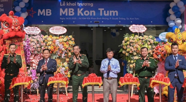 MB khai trương chi nhánh Kon Tum, thúc đẩy phát triển tài chính khu vực Bắc Tây Nguyên