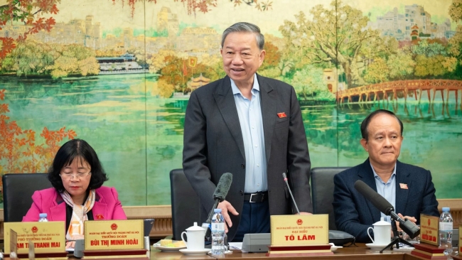 Tổng Bí thư Tô Lâm: Đưa một số chính sách để Nghị quyết 57 sớm đi vào cuộc sống