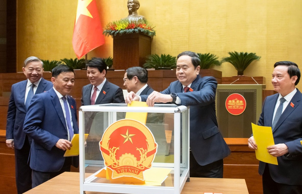 Quốc hội bầu 2 Phó Chủ tịch Quốc hội, 4 Chủ nhiệm các Ủy ban