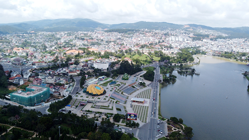 Lâm Đồng: Khẩn trương gỡ vướng thu hút đầu tư