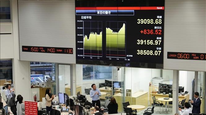 Chứng khoán châu Á giảm điểm trong phiên giao dịch đầu tuần