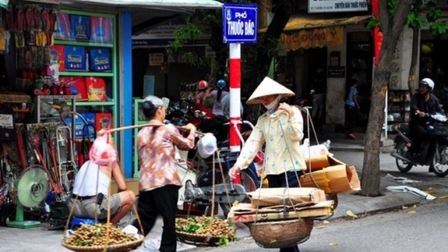 Bổ sung tiêu chí xác định người lao động có thu nhập thấp