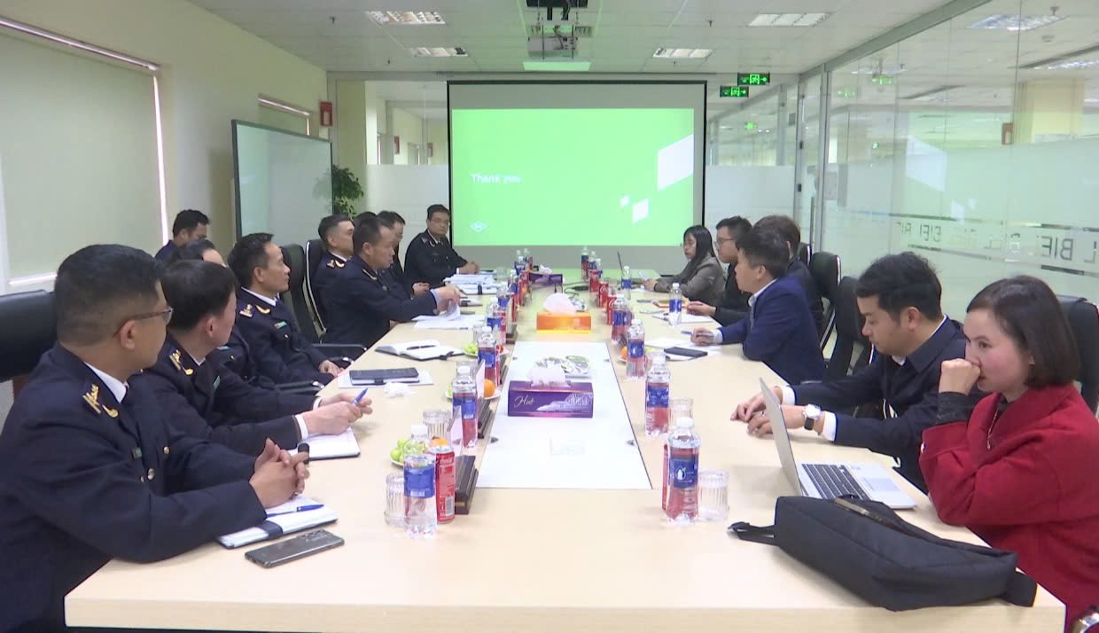 Lãnh đạo Hải quan Bắc Ninh trực tiếp lắng nghe vướng mắc của doanh nghiệp xuất nhập khẩu Lãnh đạo Hải quan Bắc Ninh trực tiếp lắng nghe vướng mắc của doanh nghiệp xuất nhập khẩu
