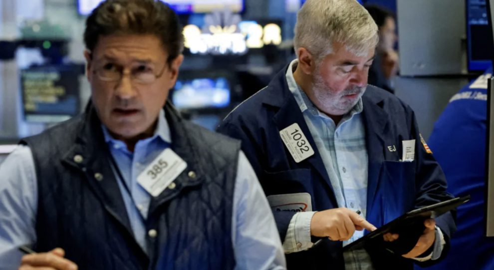 S&P 500 giảm mạnh sau tuyên bố mới của Tổng thống Mỹ Donald Trump