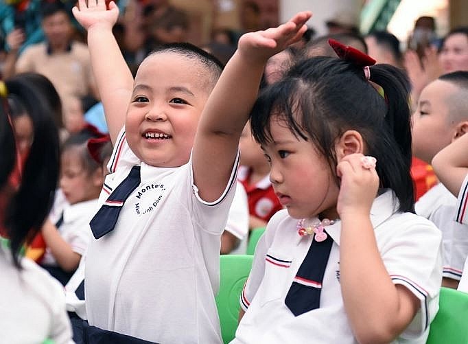 Miễn học phí cho học sinh từ Mầm non đến hết Trung học Phổ thông công lập Miễn học phí cho học sinh từ Mầm non đến hết Trung học Phổ thông công lập