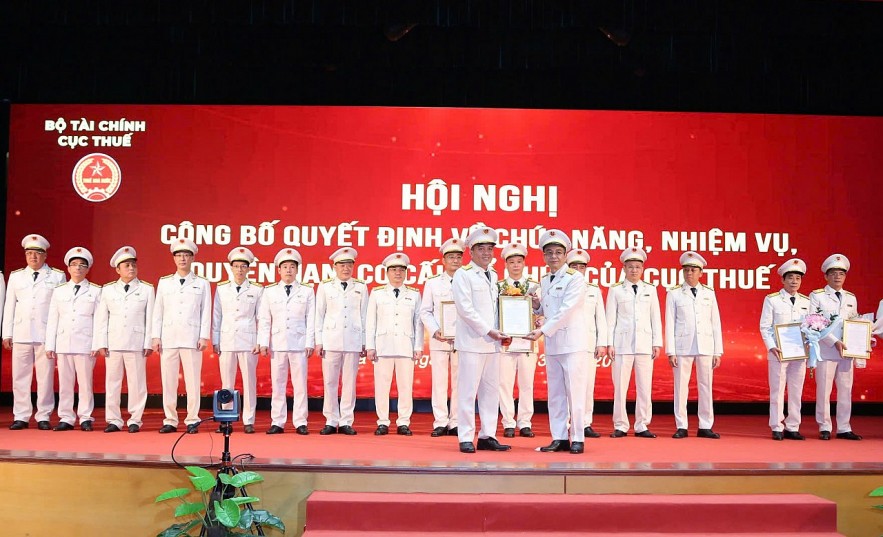 Ông Đỗ Trọng Nghĩa được bổ nhiệm giữ chức Chi cục trưởng Chi cục Thuế khu vực VII