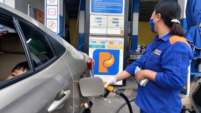 Ngày 6/3: Giá xăng dầu trong nước chiều nay được dự báo có thể giảm mạnh