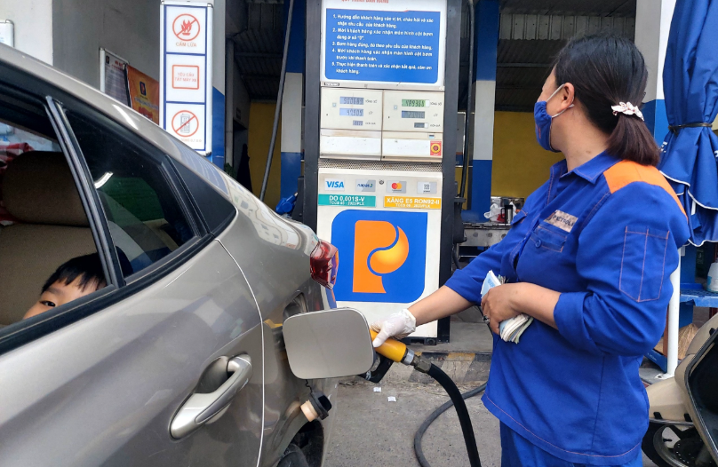 Ngày 6/3: Giá xăng dầu trong nước chiều nay được dự báo có thể giảm mạnh Ngày 6/3: Giá xăng dầu trong nước chiều nay được dự báo có thể giảm mạnh