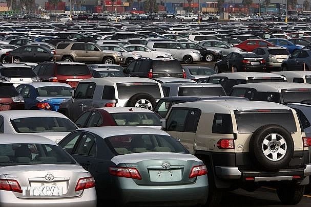 Mỹ miễn thuế một tháng đối với ôtô nhập khẩu từ Canada và Mexico