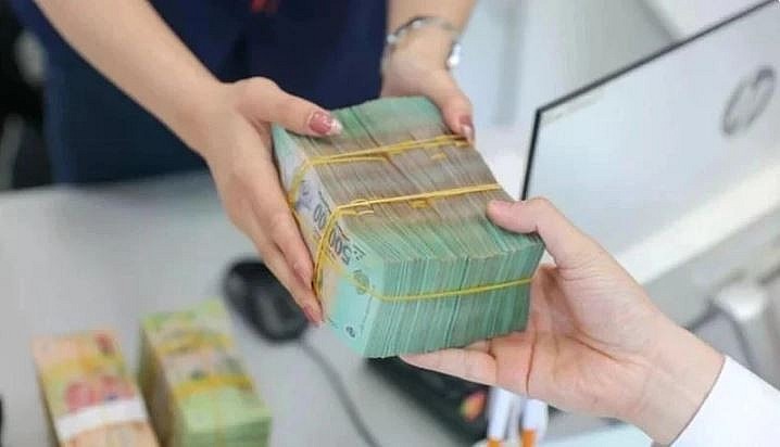 Government bond auctions raise over 29 trillion VND in February