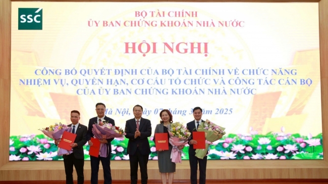 Công bố cơ cấu tổ chức mới của Ủy ban Chứng khoán Nhà nước