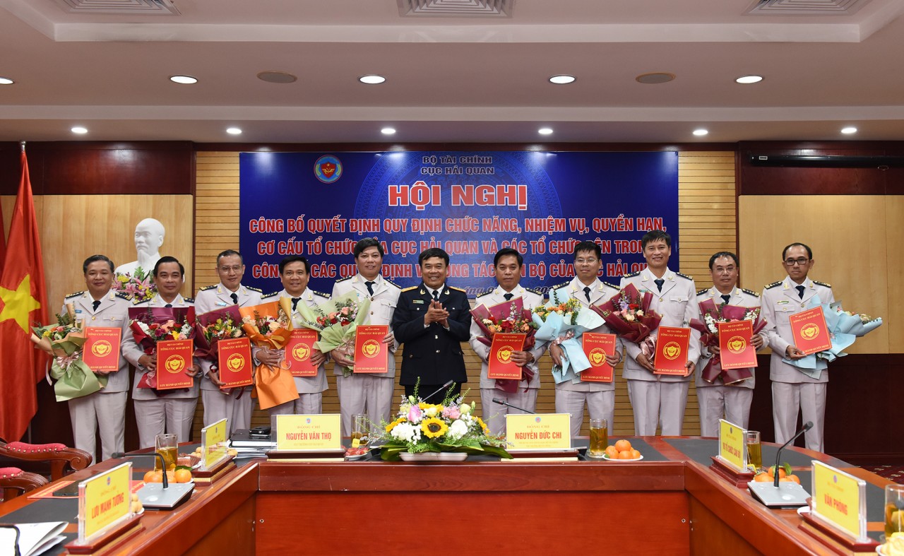 Công bố các quyết định về công tác cán bộ của Cục Hải quan theo cơ cấu mới