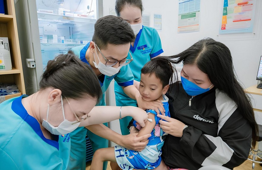 Chủ động tiêm vaccine: Phòng bệnh hơn chữa bệnh Chủ động tiêm vaccine: Phòng bệnh hơn chữa bệnh