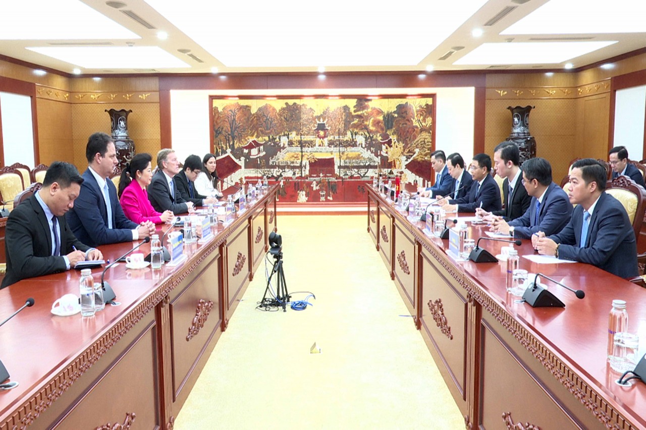 Bộ trưởng Nguyễn Văn Thắng tiếp Chủ tịch Airbus Toàn cầu Wouter van Wersch Bộ trưởng Nguyễn Văn Thắng tiếp Chủ tịch Airbus Toàn cầu Wouter van Wersch