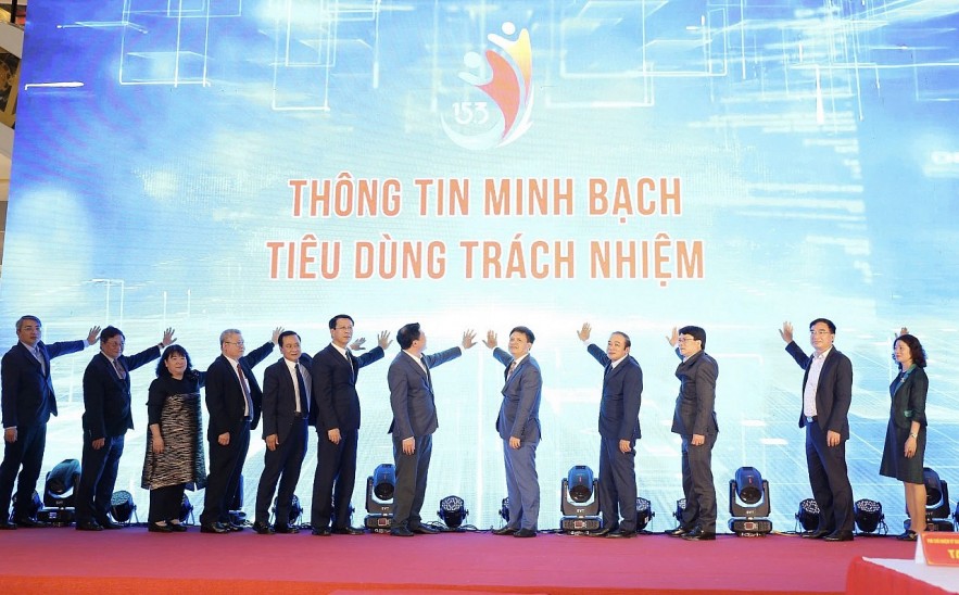 Minh bạch trong giao dịch trên không gian mạng bảo vệ người tiêu dùng