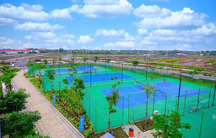 Cơ hội sở hữu nhà phố 2 mặt tiền hiếm có, đón đầu hạ tầng nghìn tỷ tại khu tây TP. Hồ Chí Minh Cơ hội sở hữu nhà phố 2 mặt tiền hiếm có, đón đầu hạ tầng nghìn tỷ tại khu tây TP. Hồ Chí Minh