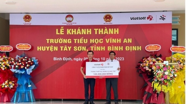 Hàng chục ngôi trường trên toàn quốc được tài trợ từ những tấm vé xổ số tự chọn