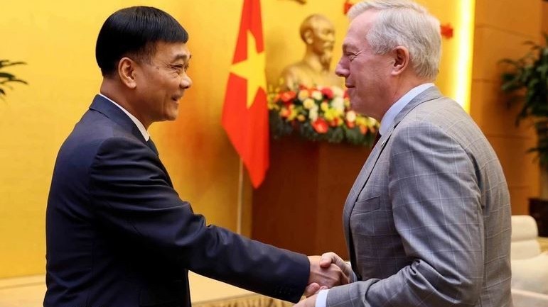US companies vow to expand investment in Vietnam