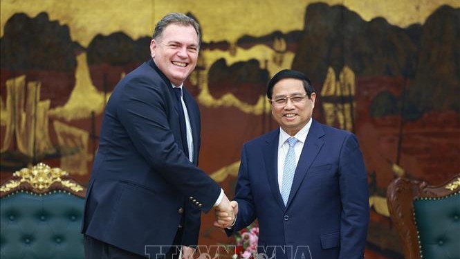 Thủ tướng Phạm Minh Chính tiếp Bộ trưởng Phụ trách giao thông của Pháp