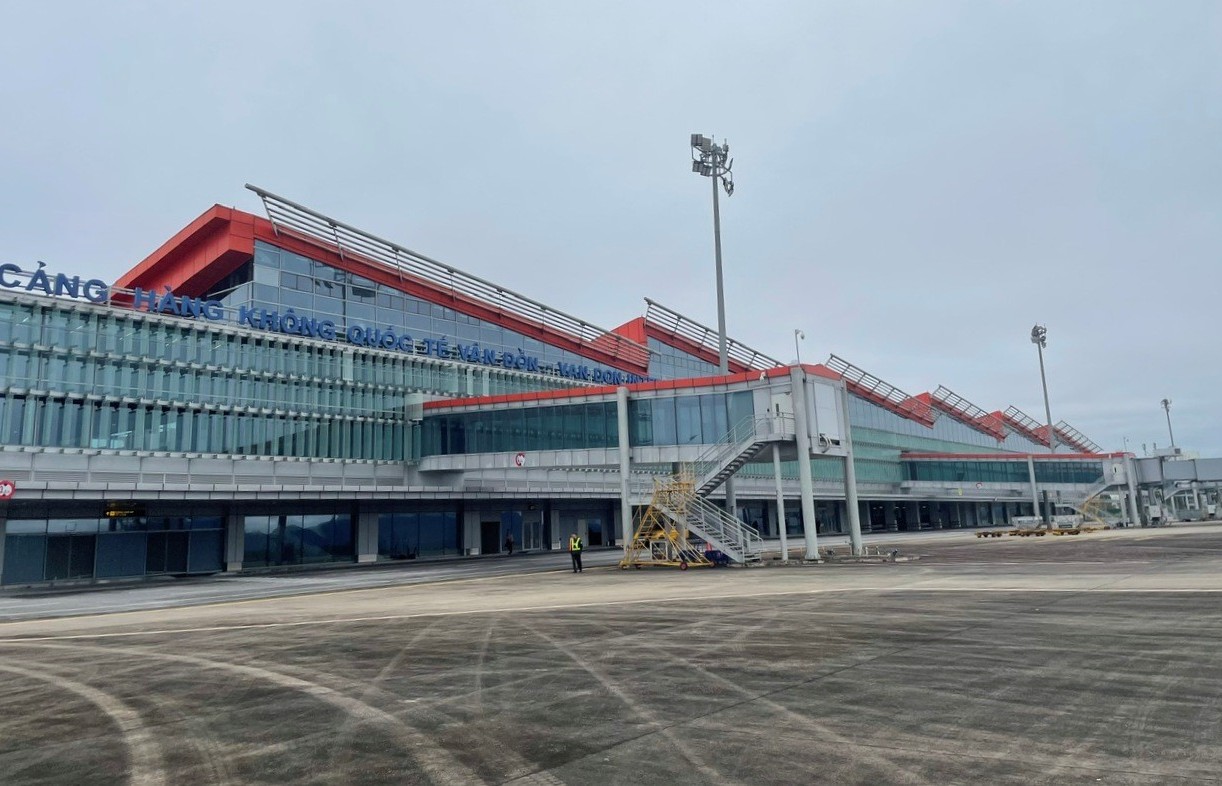 Quảng Ninh "mời gọi" nhà đầu tư xây dựng khu công nghiệp tại Vân Đồn