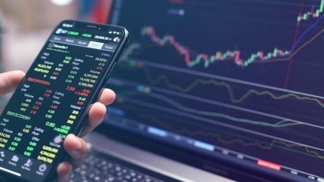 Chứng khoán tuần qua: VN-Index ngắt mạch tăng cùng thanh khoản thu hẹp