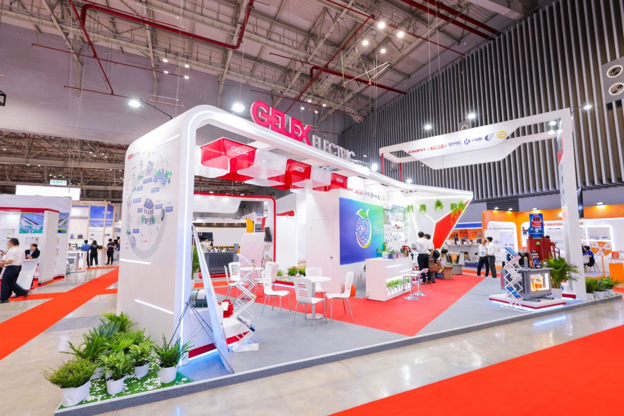 Triển vọng doanh nghiệp thiết bị điện nhìn từ làn sóng rót vốn mạnh vào lưới truyền tải điện