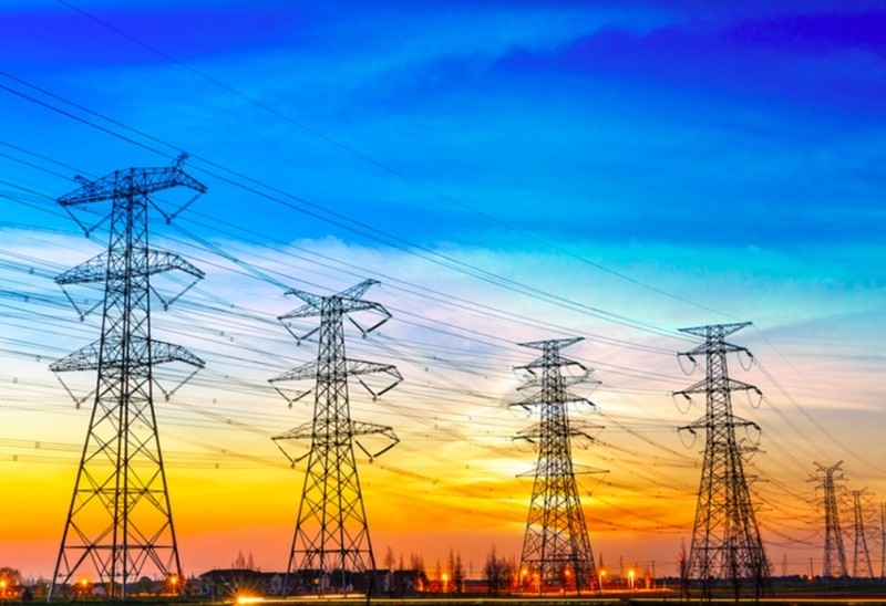 Triển vọng doanh nghiệp thiết bị điện nhìn từ làn sóng rót vốn mạnh vào lưới truyền tải điện