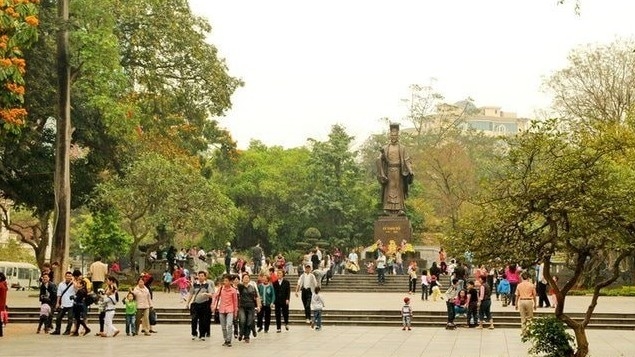 Hà Nội dự kiến cải tạo Vườn hoa Lý Thái Tổ trong tháng 4/2025