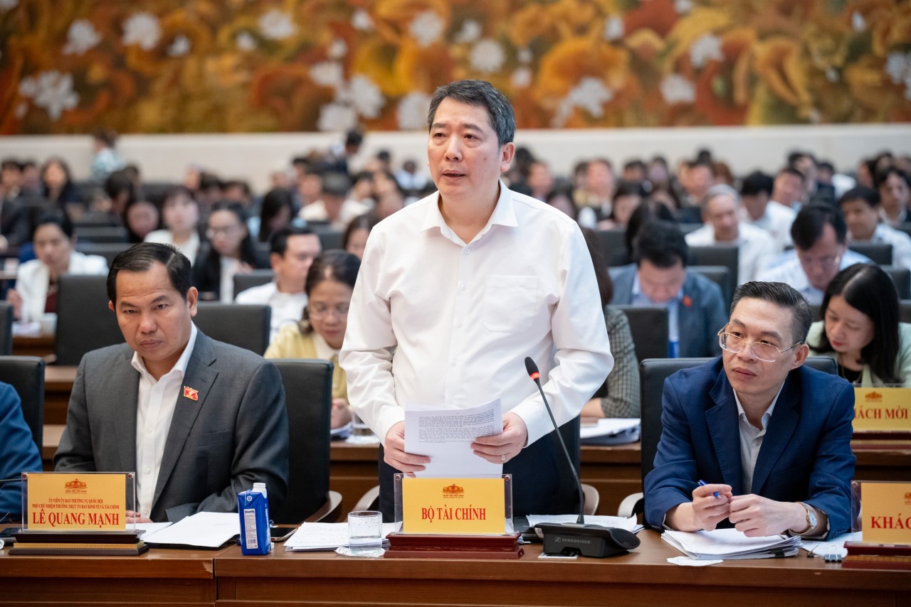 Áp thuế tiêu thụ đặc biệt không nhằm tăng thu mà để điều tiết hành vi tiêu dùng