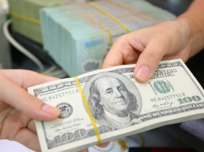 Standard Chartered dự báo tỷ giá USD-VND sẽ ở mốc 26.000 đồng vào giữa năm