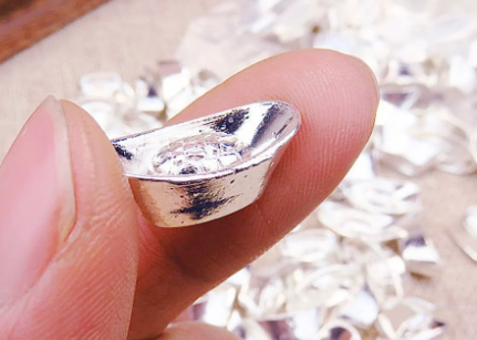 Ngày 27/3: Giá bạc thế giới giảm nhẹ, trong nước nối dài chuỗi tăng Ngày 27/3: Giá bạc thế giới giảm nhẹ, trong nước nối dài chuỗi tăng