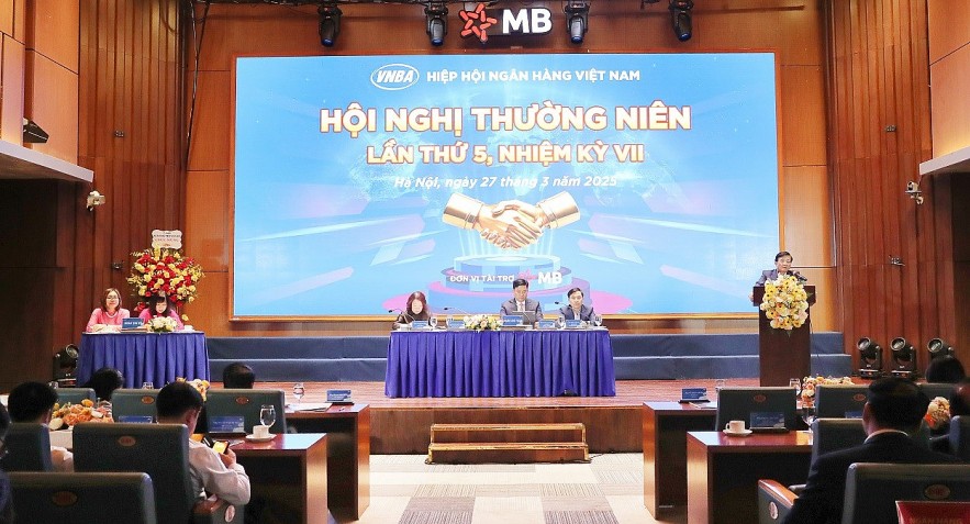 Ngày 27/3, tại Hà Nội, Hiệp hội Ngân hàng Việt Nam (VNBA) tổ chức Hội nghị Thường niên lần thứ V, nhiệm kỳ VII.